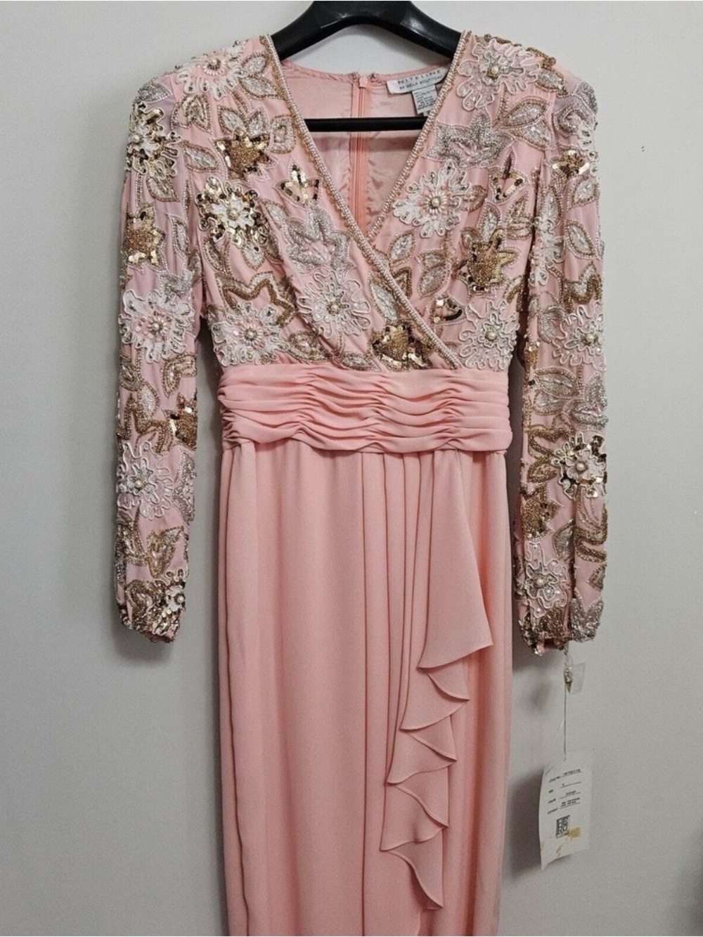 Niteline by Della Roufogali Peach Shrimp Beaded Lined Evening Dress Sze 8 NWT.